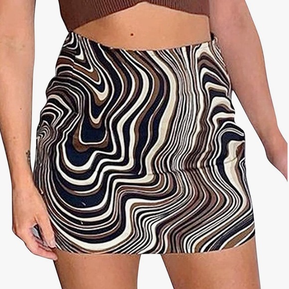 Y2K Vintage Retro Ripple Skirt Set 🤎 - Picture 3 of 5